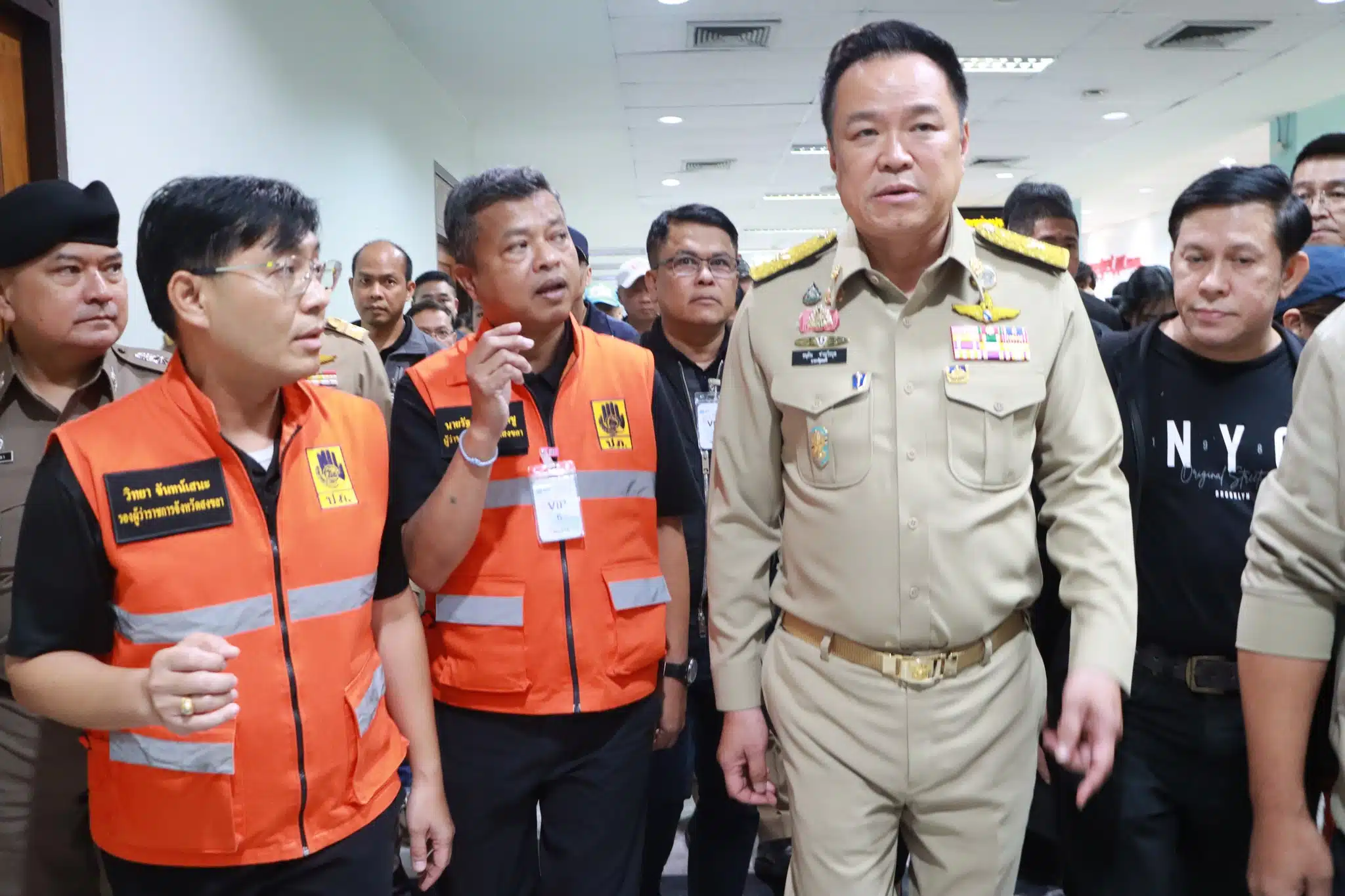 ขอความช่วยเหลือน้ําท่วมหาดใหญ่