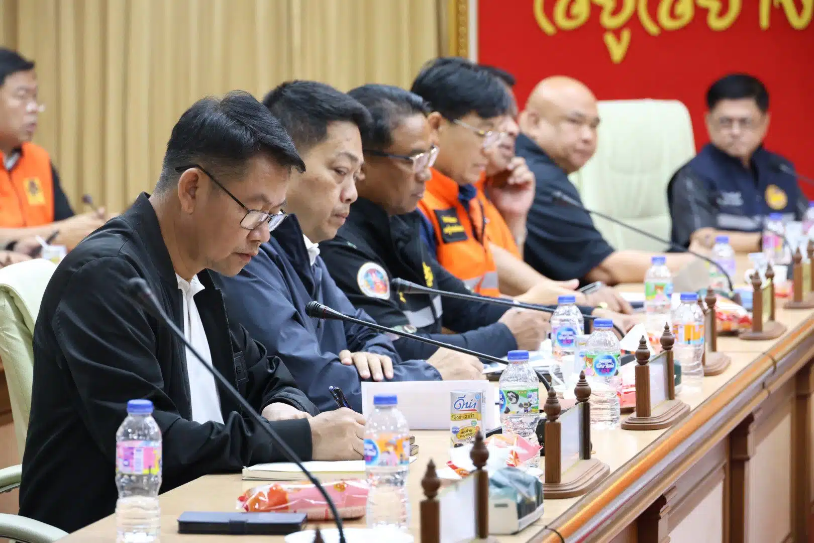 รมการปกครองผนึกกำลังกองทัพภาคที่ 4 เดินหน้าฟื้นฟูหาดใหญ่ กำหนด 4 โซนงานเร่งด่วน