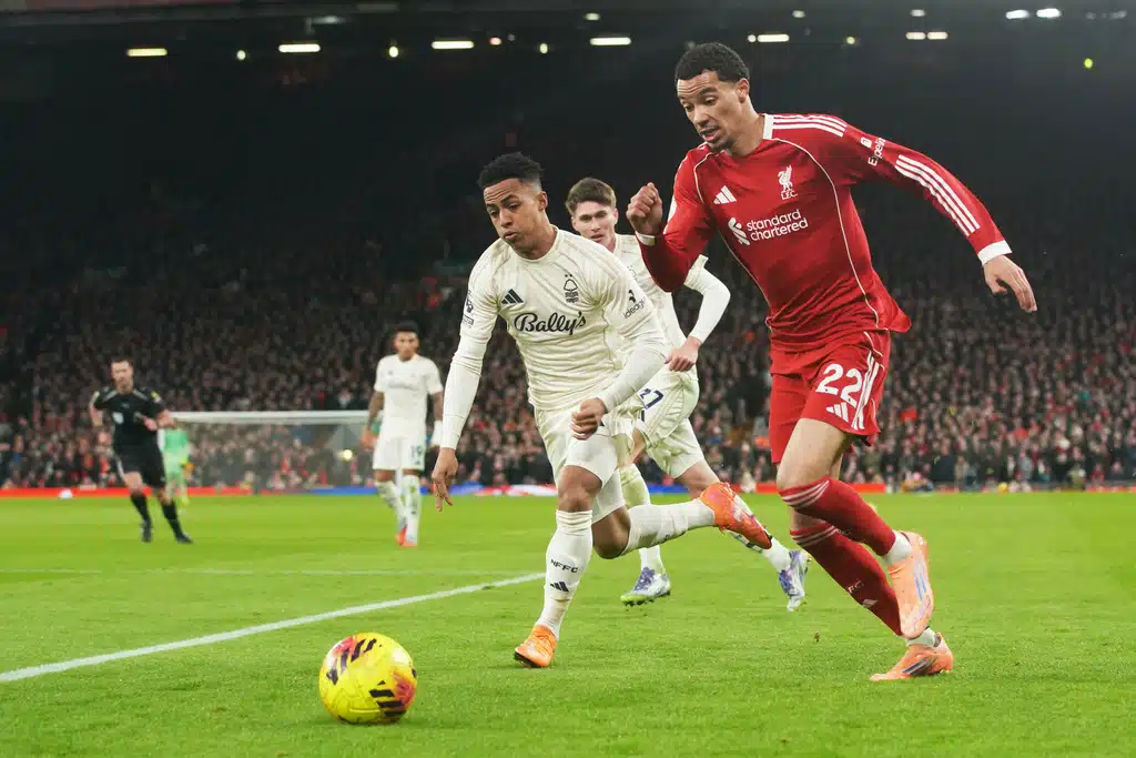 ฮูโก้ เอกีติเก้ ลิเวอร์พูล พบ ฟอเรสต์