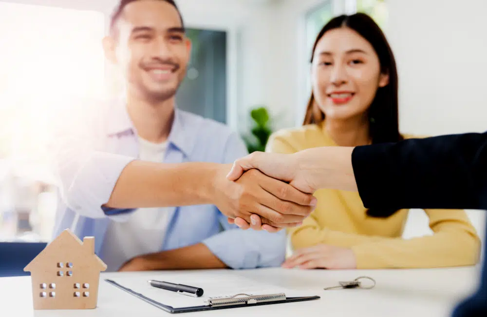 เครดิตไม่สวย มีประวัติบูโร ยื่นกู้สินเชื่อบ้านได้ไหม มีขั้นตอนอะไรบ้าง