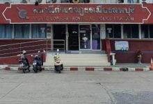 ชายวัย 70 ปีเสียชีวิตในบ้านหลังหนึ่ง หลังจากกิจกรรมเซ็กซ์หมู่