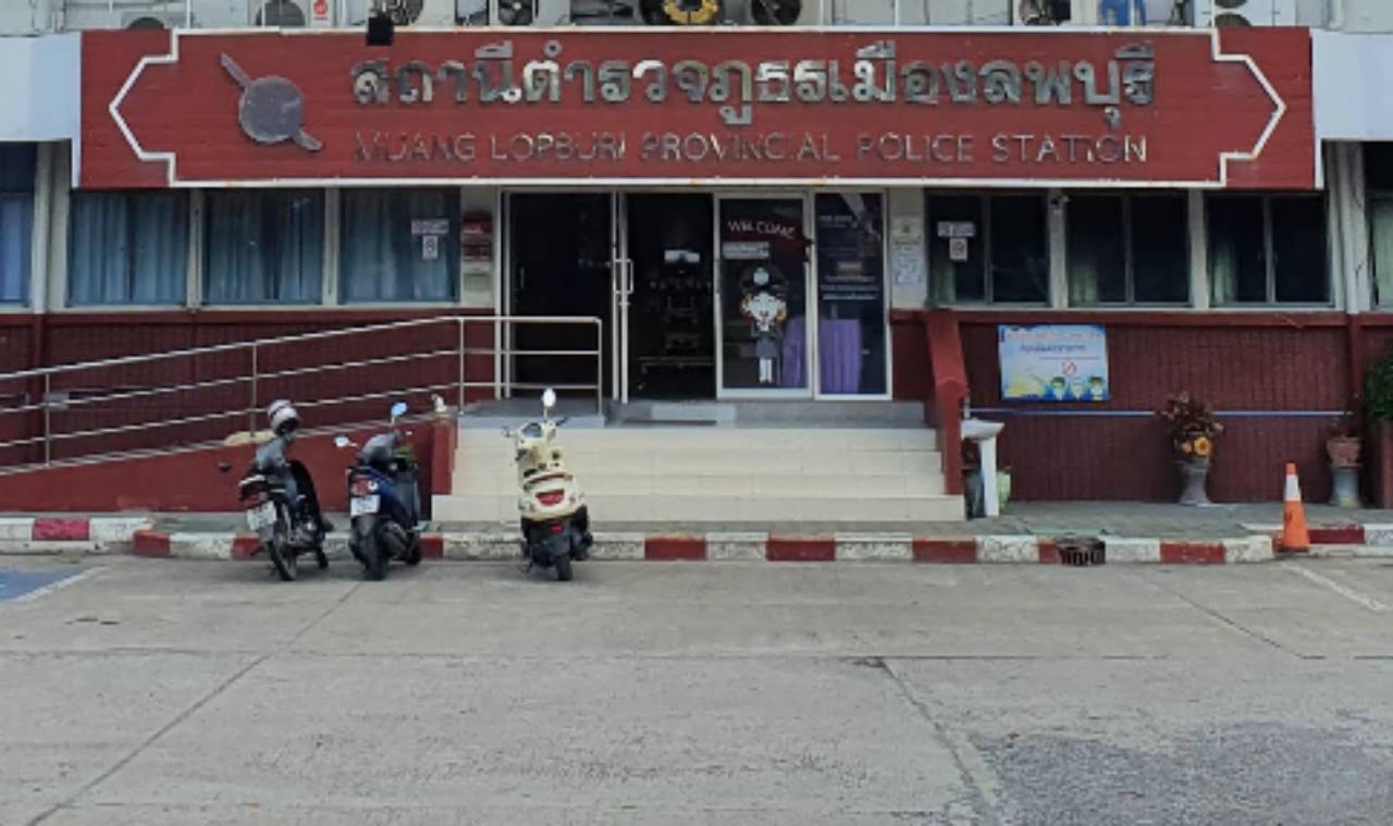 ชายวัย 70 ปีเสียชีวิตในบ้านหลังหนึ่ง หลังจากกิจกรรมเซ็กซ์หมู่