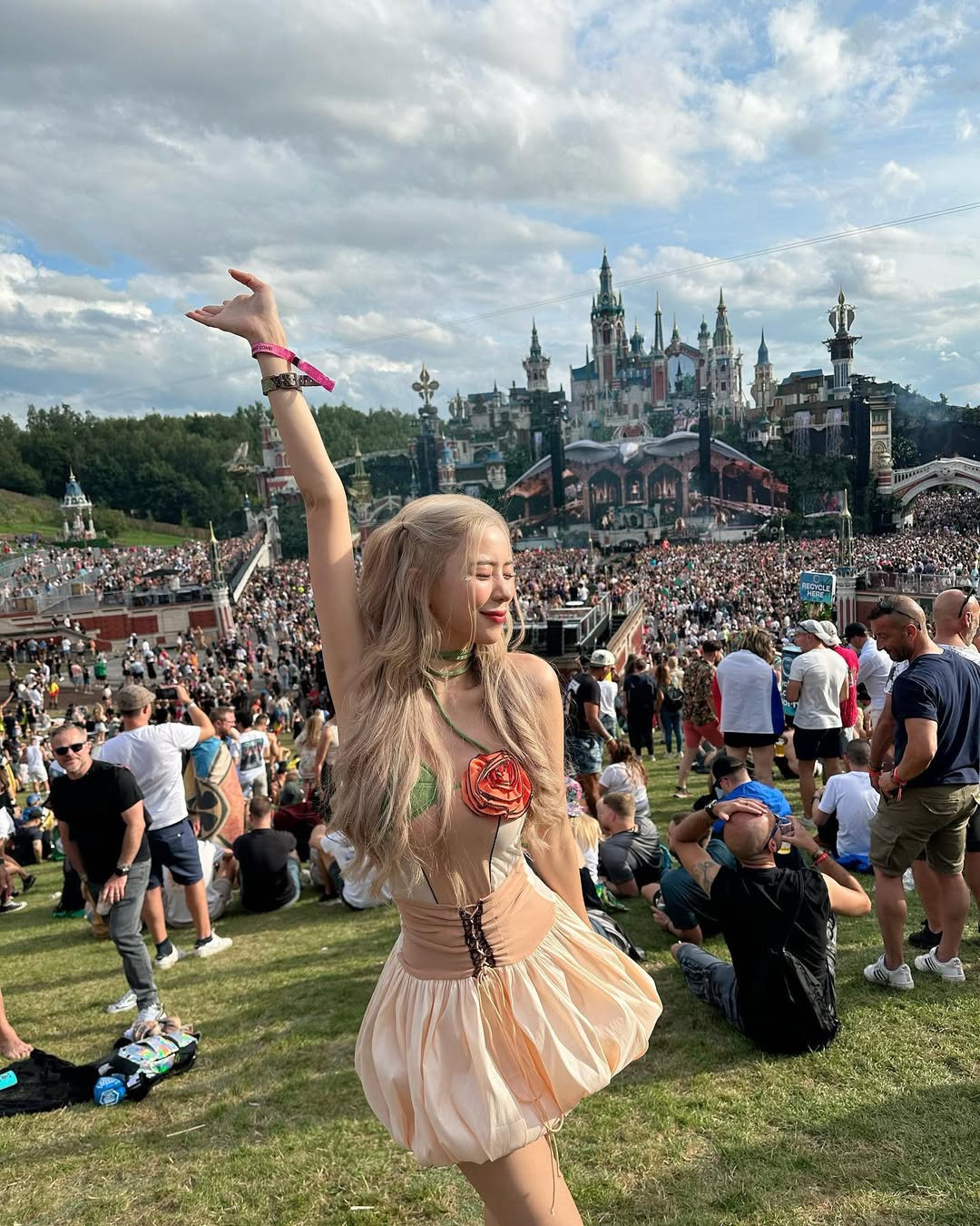 ย้อนเส้นทางรัก นิวเคลียร์-บ๊อบบี้ ก่อนประกาศลดสถานะ หลังคบหาได้เพียง 2 ปี-9