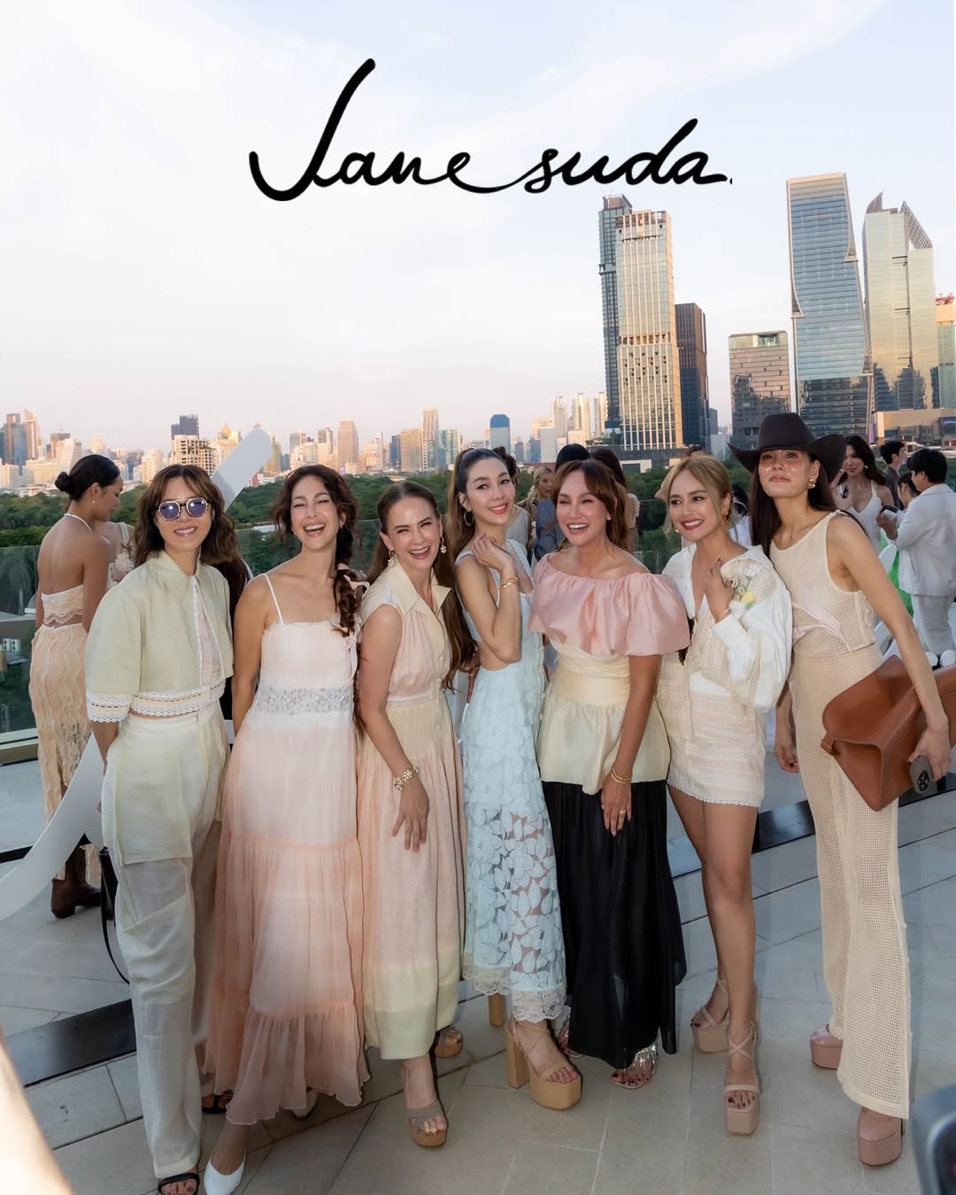 แก๊งนางฟ้า-1