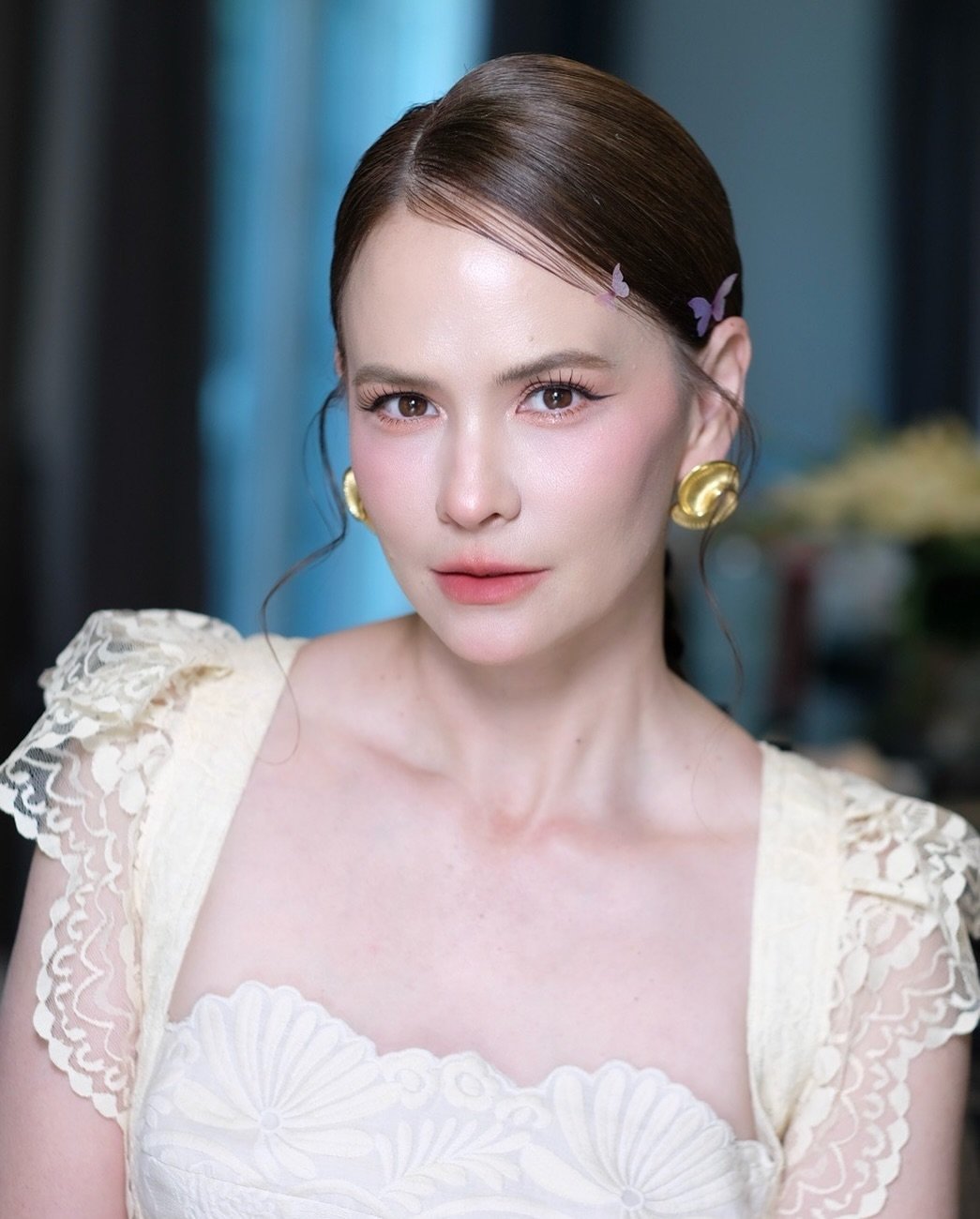 แอน อลิชา ไล่ศัตรูไกล