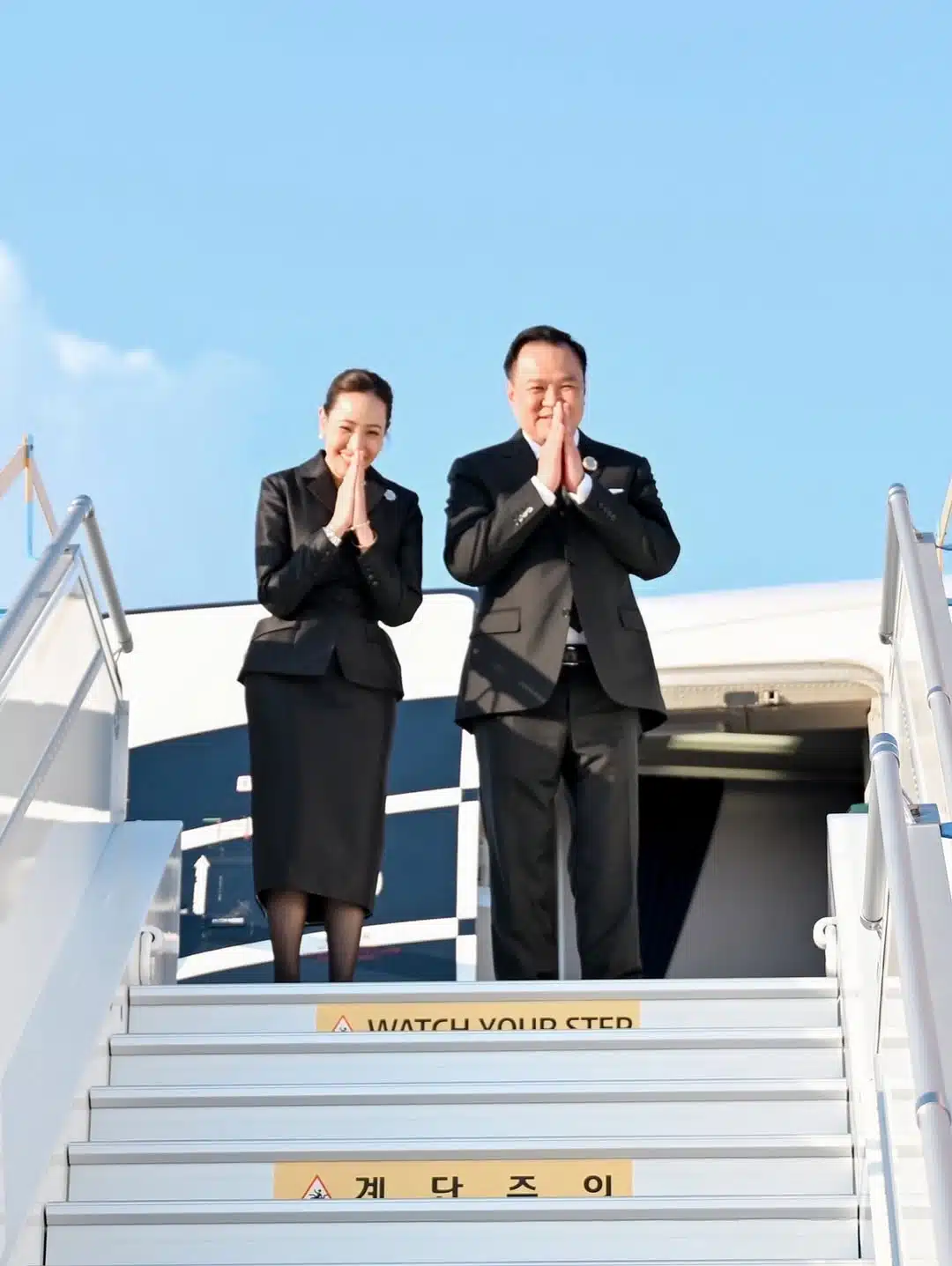 จ๋า ธนนนท์ และ นายกอนุทิน -2