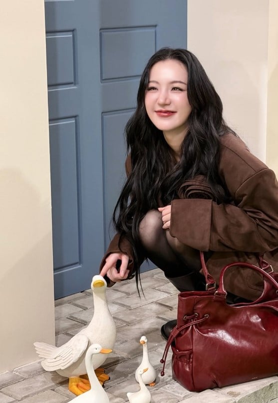 อาการของต้าเหนิงรวมถึงตับโตและมีน้ำในปอด