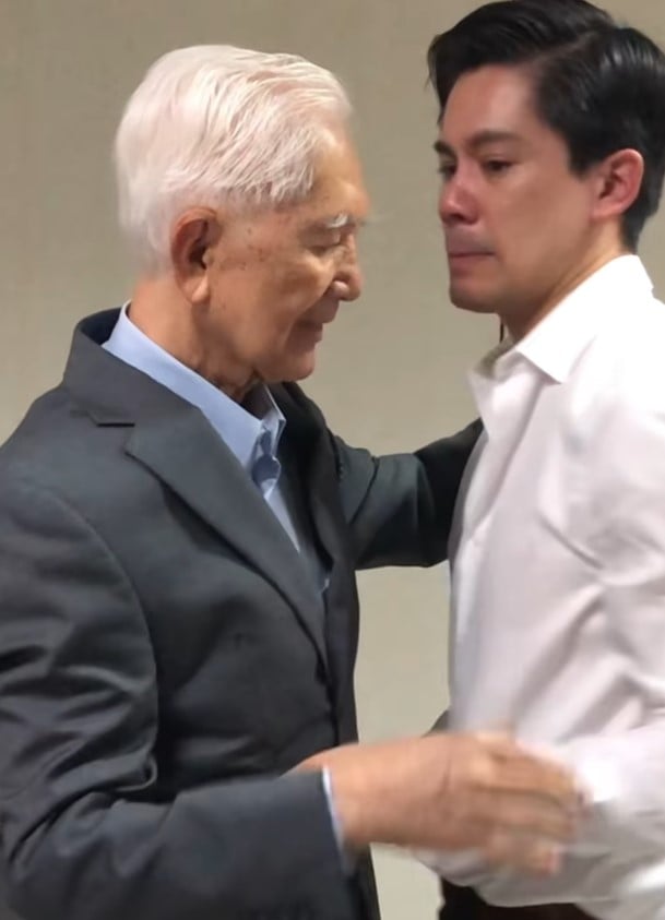 กรณ์ ณรงค์เดช กอดคุณพ่อ