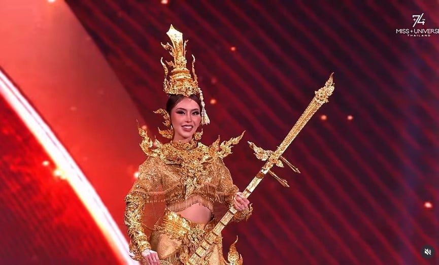 ไท เนียรี โสเจียตา มิสยูนิเวิร์สกัมพูชา 2025 เดินแบบรอบชุดประจำชาติ