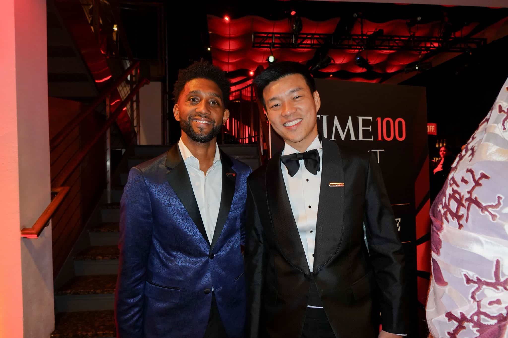 Brandon Scott - นายกเทศมนตรีเมืองบัลติมอร์ หนึ่งในนายกเทศมนตรีรุ่นใหม่ ที่เริ่มต้นอาชีพทางการเมืองค่อนข้างเร็ว และมาจากพื้นที่ท้องถิ่น เขาได้รับเลือกและดำรงตำแหน่งในช่วงที่เมืองต้องเผชิญหลายปัญหา เช่น ความรุนแรงในเมือง เศรษฐกิจชุมชน ตลอดจนโครงสร้างพื้นฐาน ทำให้เขาเป็นบุคคลที่ถูกจับตามองอย่างมาก