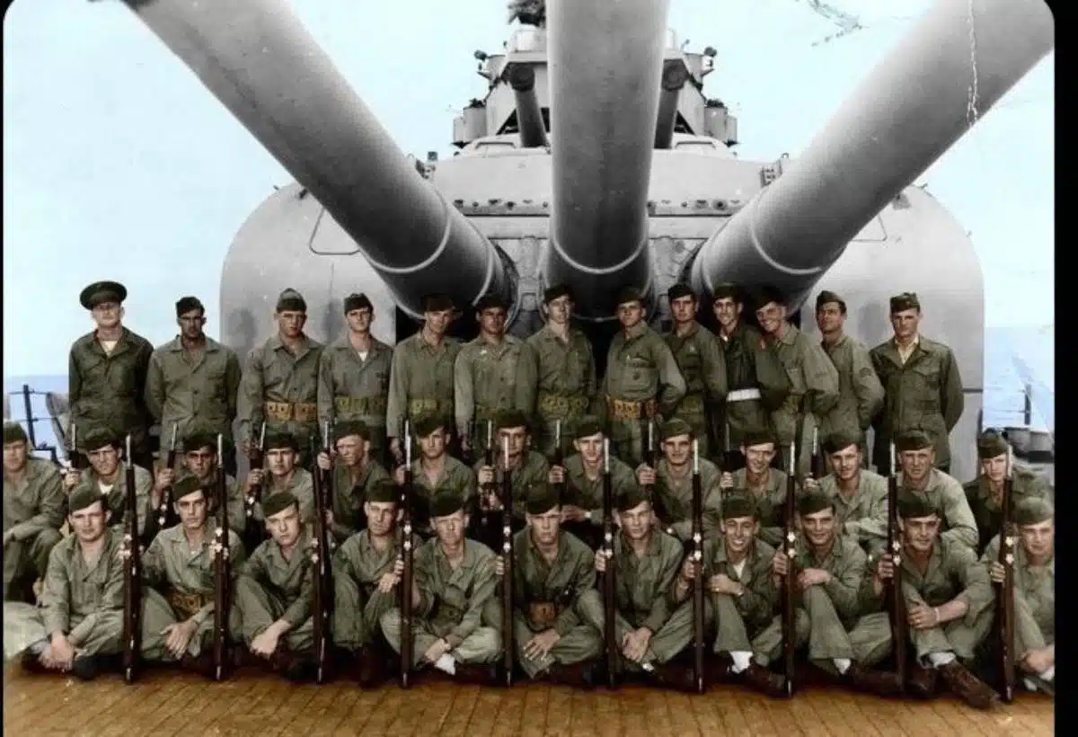 crew uss indianapolis shark attack