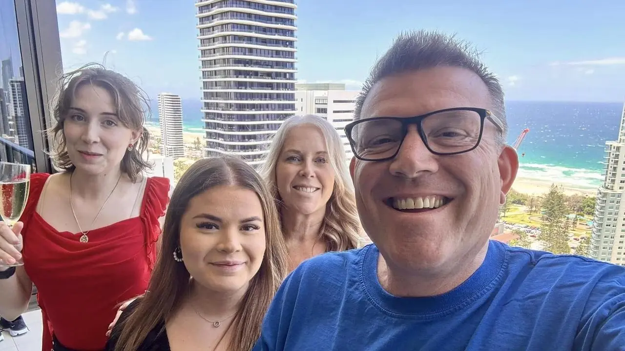 ดูกัลด์ ซอนเดอร์ส นักการเมืองออสซี่ ประกาศลาออกจากตำแหน่งอย่างกะทันหัน