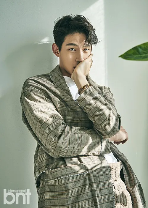 ช็อก! อดีตนักร้องวงดัง ถูกส่งตัวไปอัยการ ก่อเหตุสะกดรอยอดีตแฟนสาว-พกมีดหวังข่มขู่-1