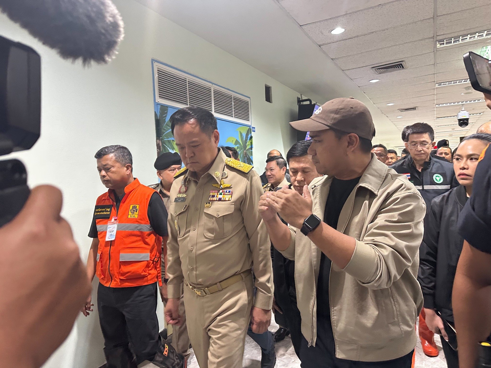 นายก น้ำท่วมหาดใหญ่