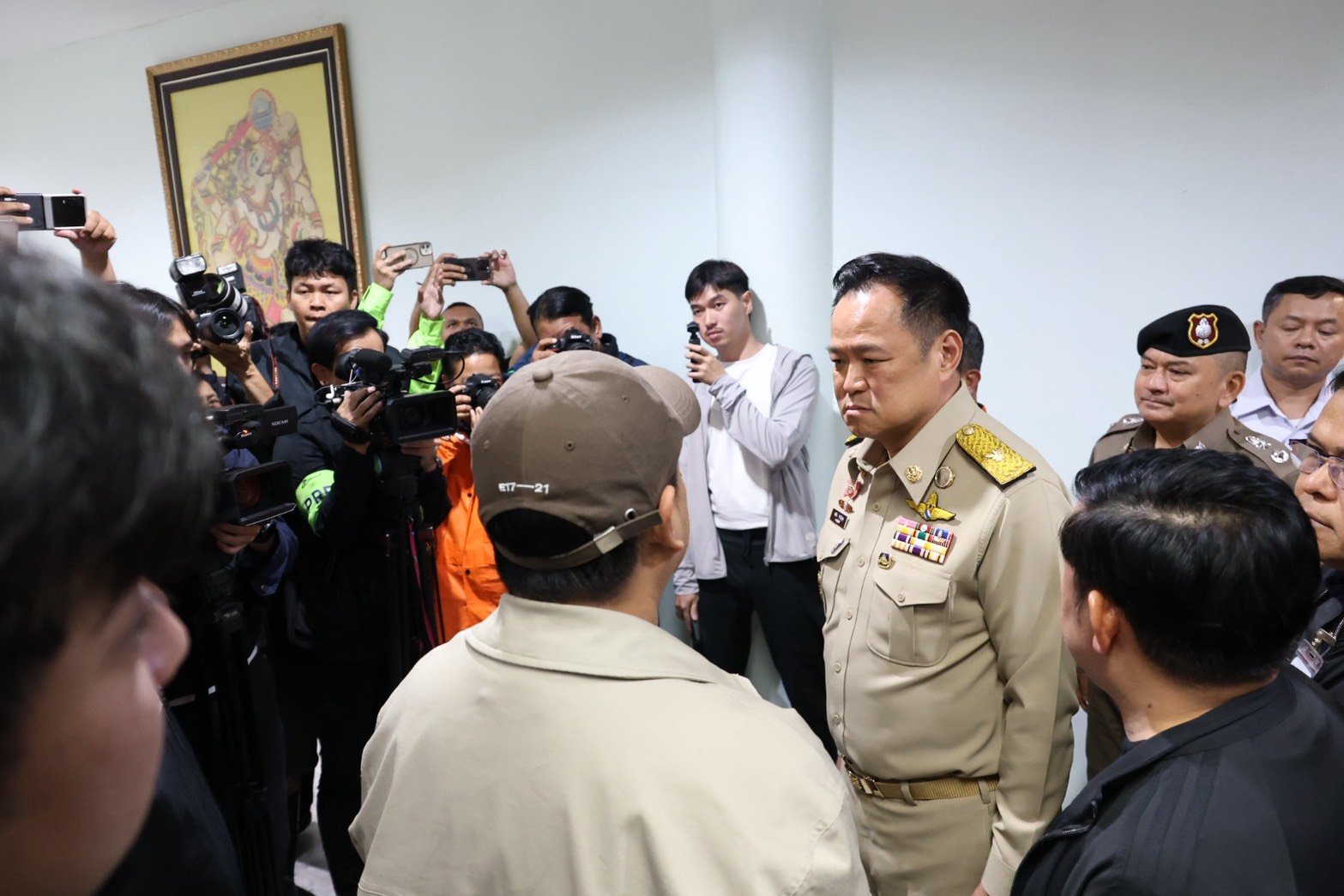 น้ำท่วมหาดใหญ่ นายก