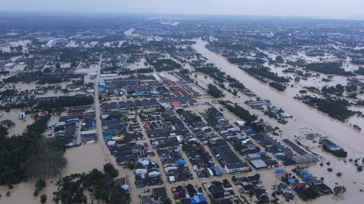 บุ๋ม ปนัดดา รู้แล้วสาเหตุ ผู้ประสบภัยน้ำท่วม โกรธแค้น-ไม่พอใจทีมกู้ภัย-2