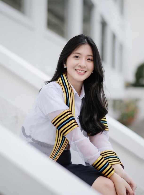 ประวัติ น้อง จินนี่