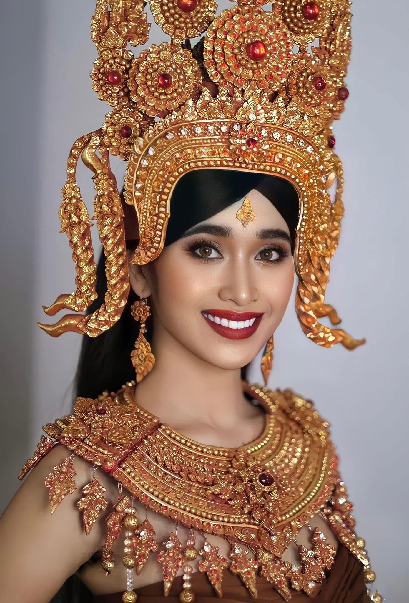 ป๊อก กิม เทง โสตถิตา มิสแกรนด์กัมพูชา