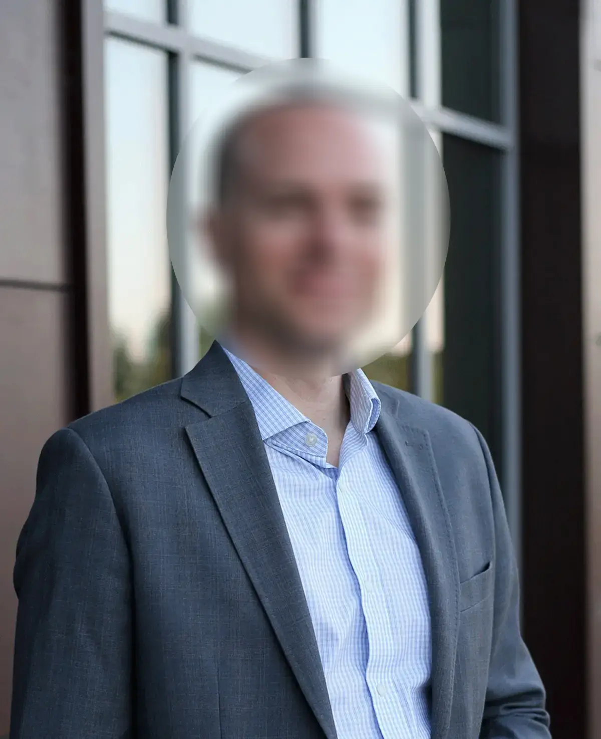 พ่อลูกชาวอเมริกันถูกแตนต่อยที่ลาว