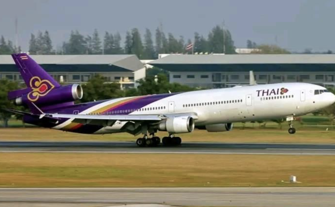 เครื่องบินการบินไทย ปทุมวัน ก่อน ขขายต่อเป็นเครื่องบินขนส่งสินค้า UPS 2976 เครื่อง MD-11 ตกที่เคนทักกี