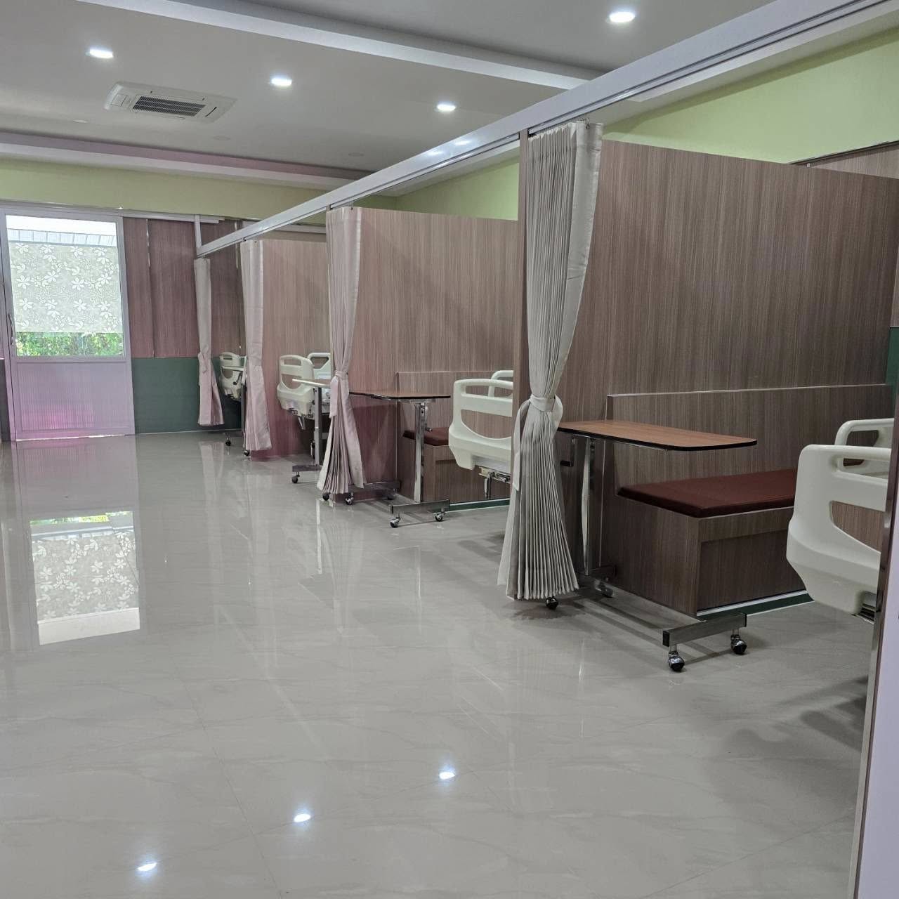 รพ.ด่านมะขามเตี้ย พลิกโฉมตึกผู้ป่วยรวมโรงพยาบาลรัฐ หรูหรา-สะอาดตา ชาวเน็ตแห่ชื่นชม-2