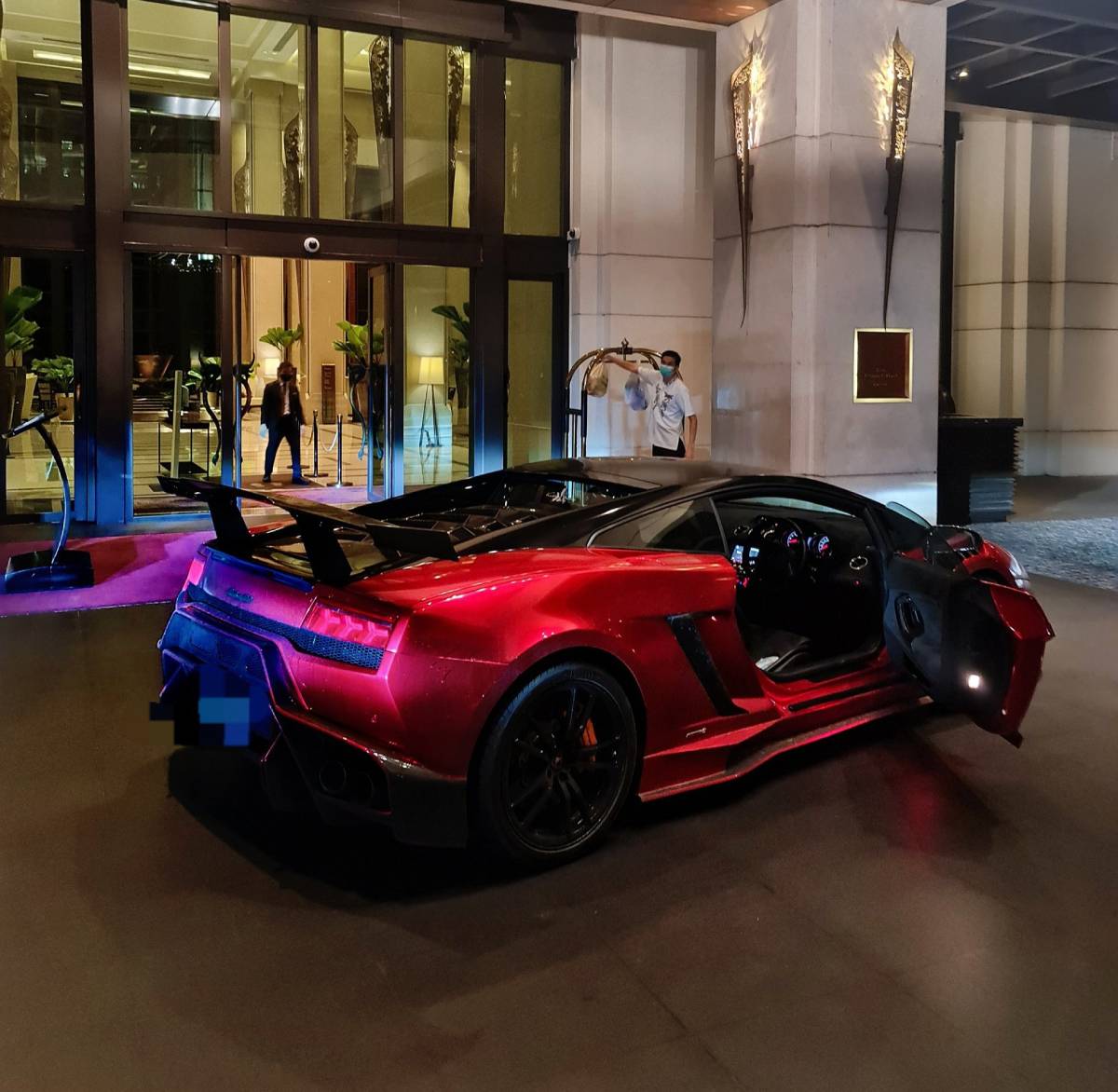 ลัมโบร์กินี กัลลาร์โด กันจอมพลัง