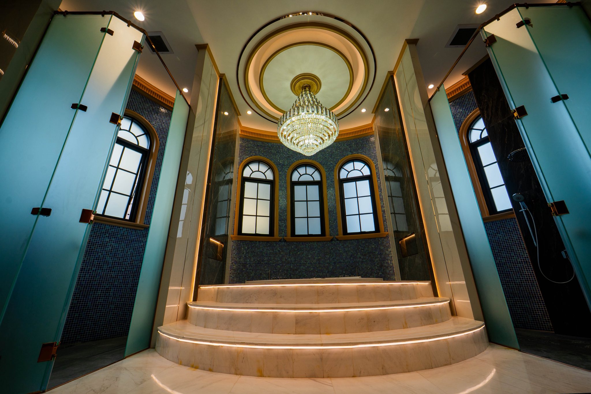 ส่องภาพคฤหาสน์หรู เจ้าของประกาศขาย 250 ล้าน สิ่งอำนวยความสะดวกครบ พร้อมเข้าอยู่ได้เลย-12