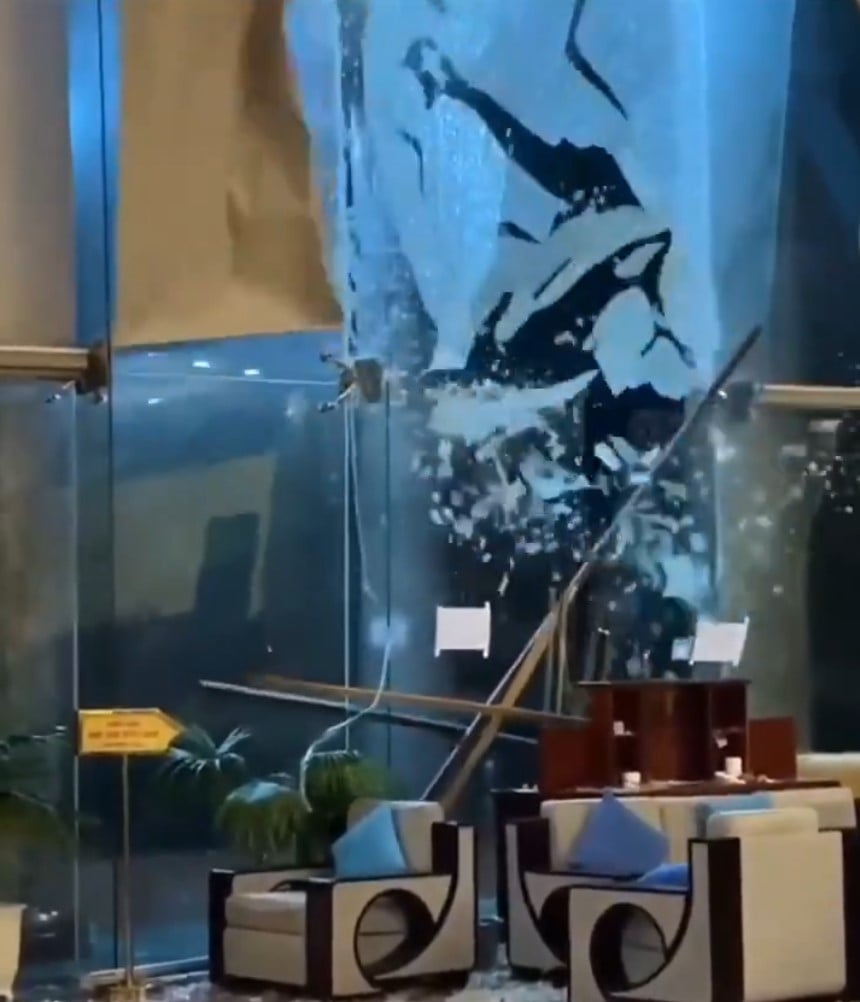 คลิปแสดงความรุนแรงของพายุ คัลแมกี ในเวียดนาม