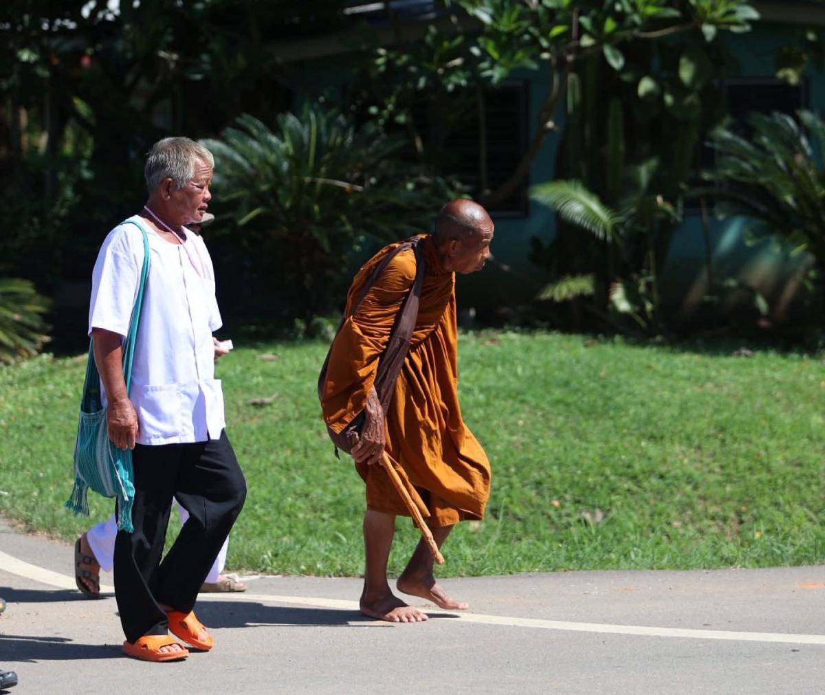 หลวงตาบุญชื่นปัญญาวุฑโฒ