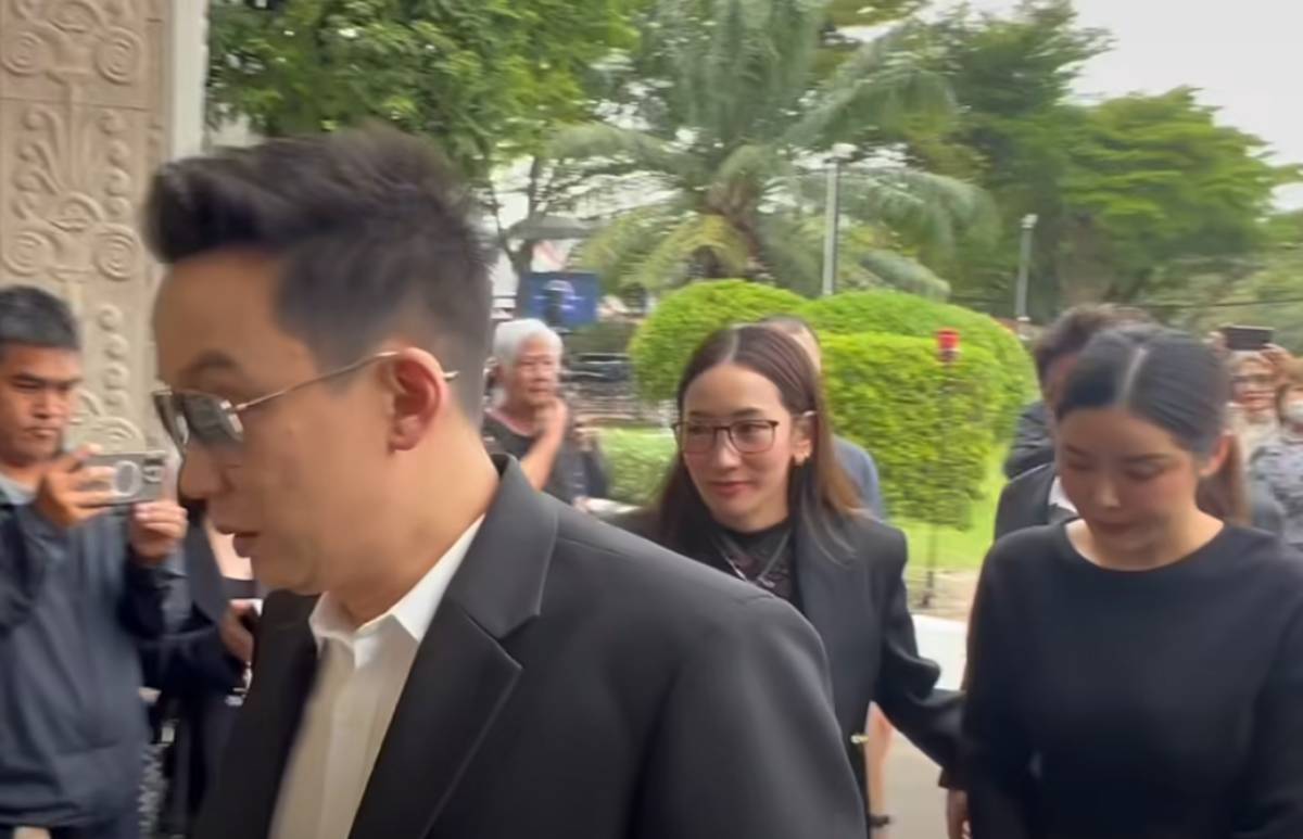 โอ๊ค พานทองแท้ ภรรยา