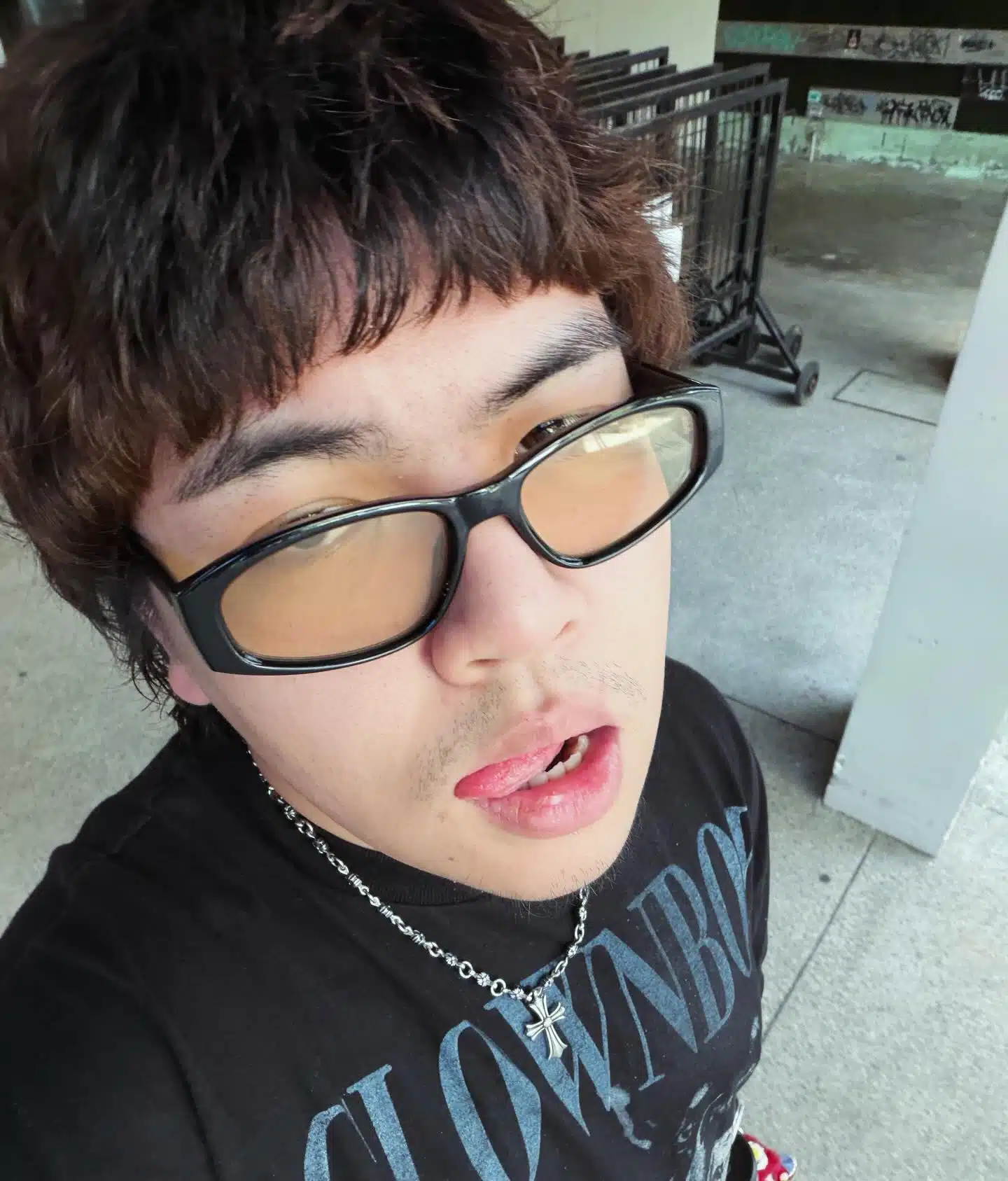 ธีร์ยอมรับการนอกใจในความสัมพันธ์กับโนว์เบลล์