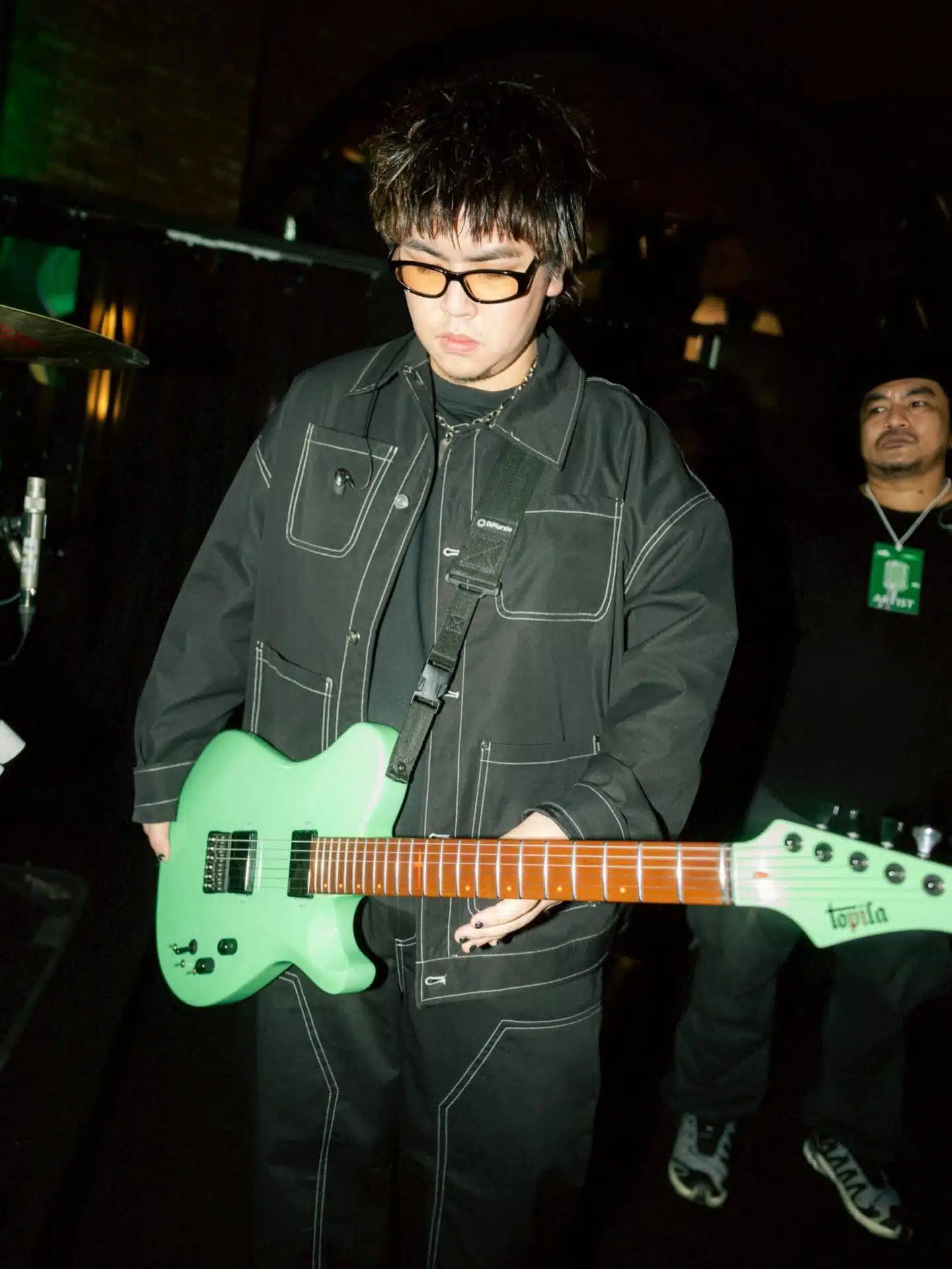 ข่าวความรักของ ธีร์ และ โนว์เบลล์ สร้างความสนใจในวงการบันเทิง