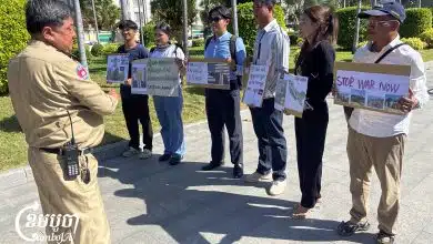 เขมรหน้าแหก ยื่นสถานทูตสหรัฐ ช่วยระงับไทยใช้ F-16 ถล่มชายแดน แต่ถูกปัดตก