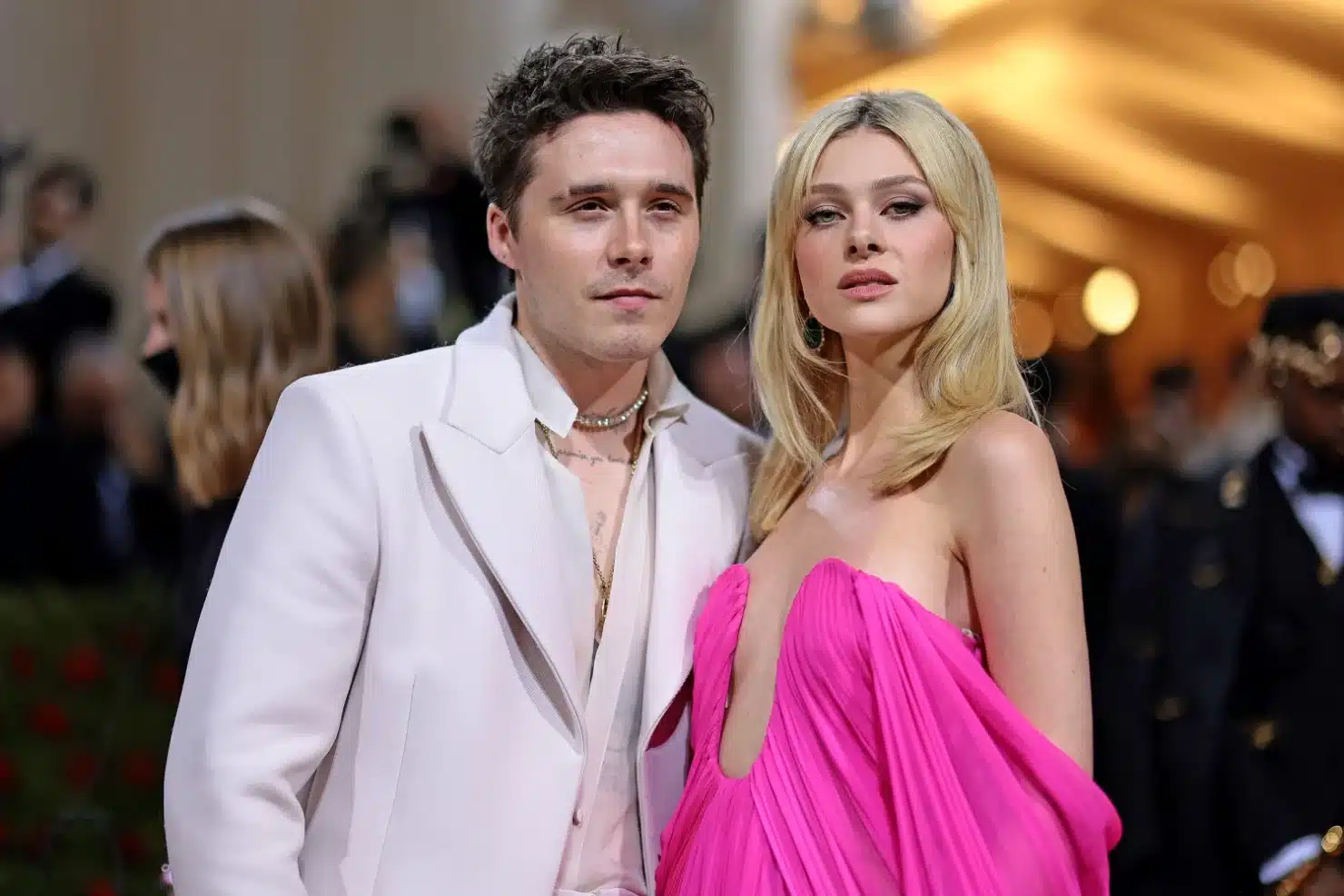 บรู๊คลิน เบ็คแฮม กับนิโคลา เพลต์ซ ในบรรยากาศอบอุ่นของครอบครัว