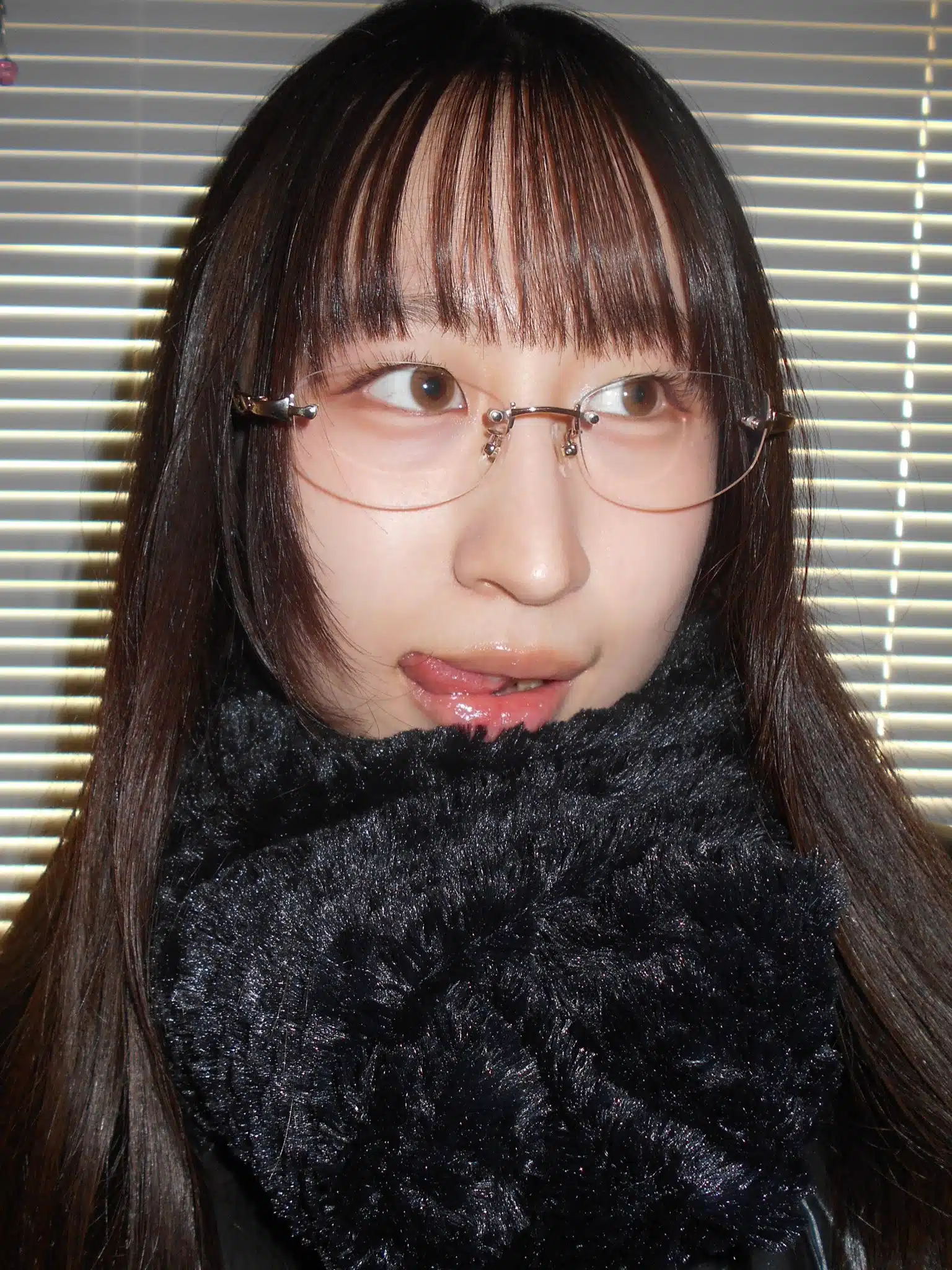 ชิราโตริ เรย์ สาวแว่นที่มีความสามารถในการดึงดูดความสนใจของผู้ชม