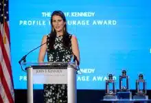 อาลัย หลานสาว ประธานาธิบดี JFK เสียชีวิตเพียง 35 ปี ป่วยโรคมะเร็งเม็ดเลือดขาว