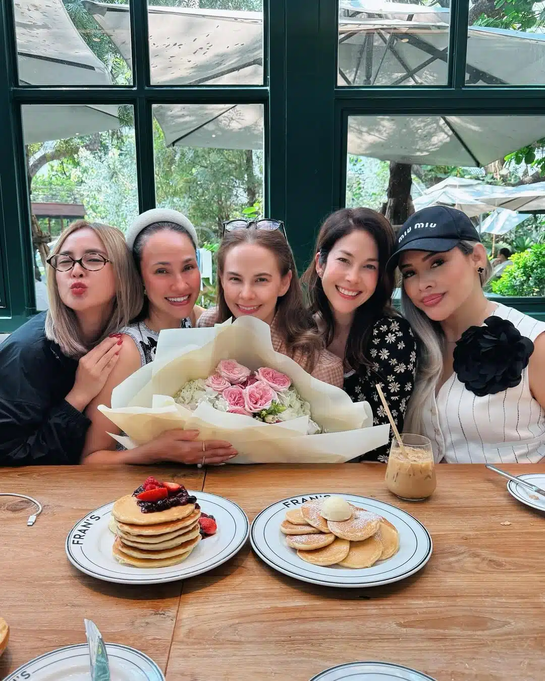 เพื่อนแก๊งนางฟ้า