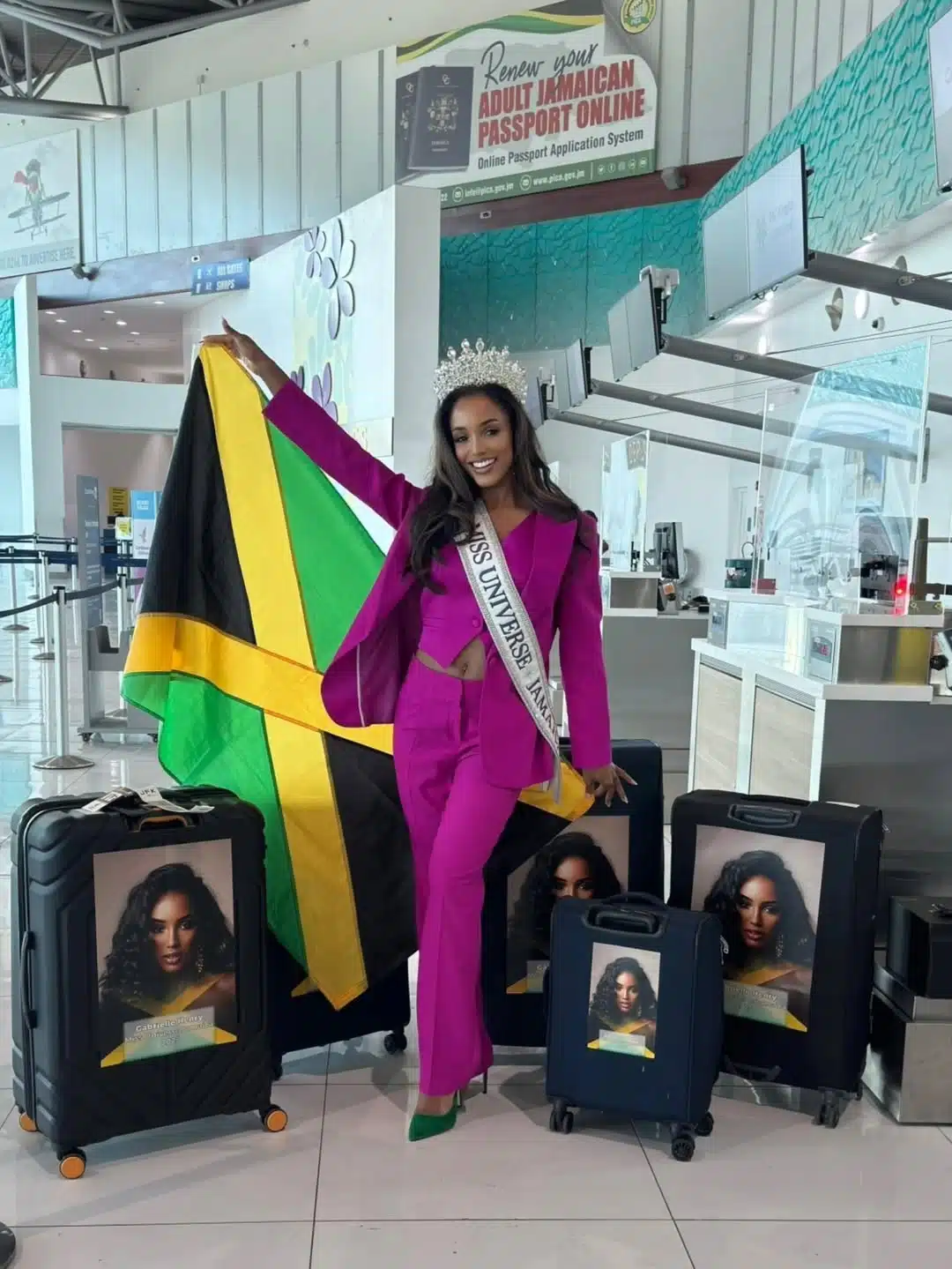 อาการล่าสุด มิสยูนิเวิร์สจาเมกาตกเวที สาหัส พบ เลือดออกในสมอง-สูญเสียการรับรู้-3