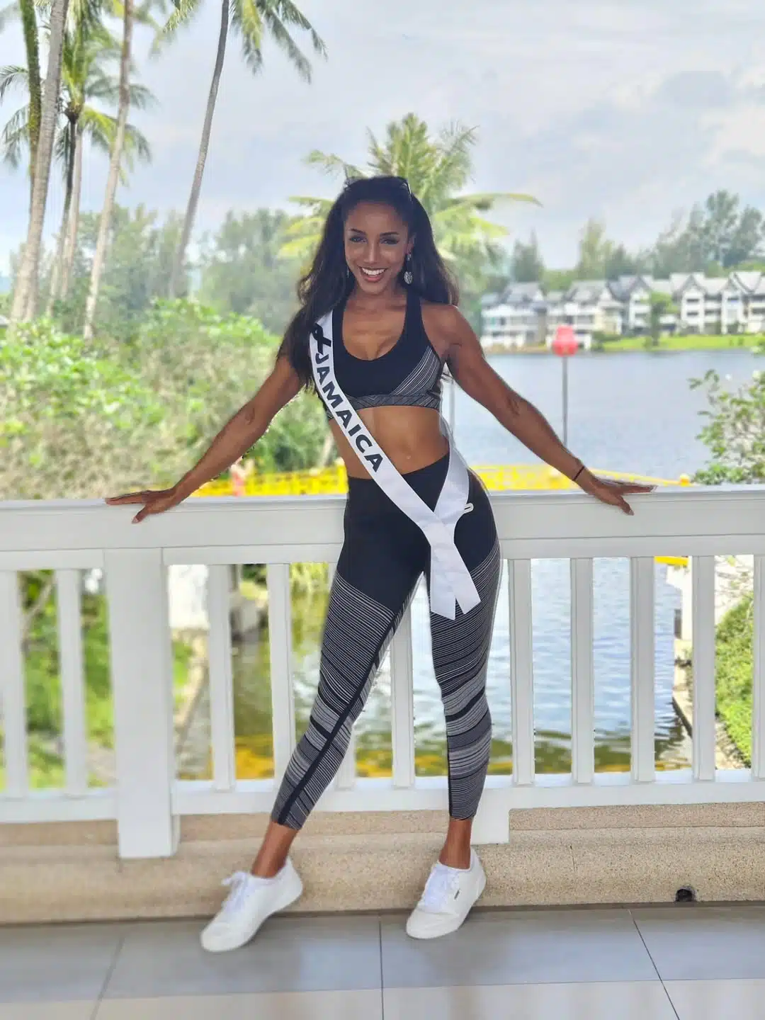 อาการล่าสุด มิสยูนิเวิร์สจาเมกาตกเวที สาหัส พบ เลือดออกในสมอง-สูญเสียการรับรู้-4