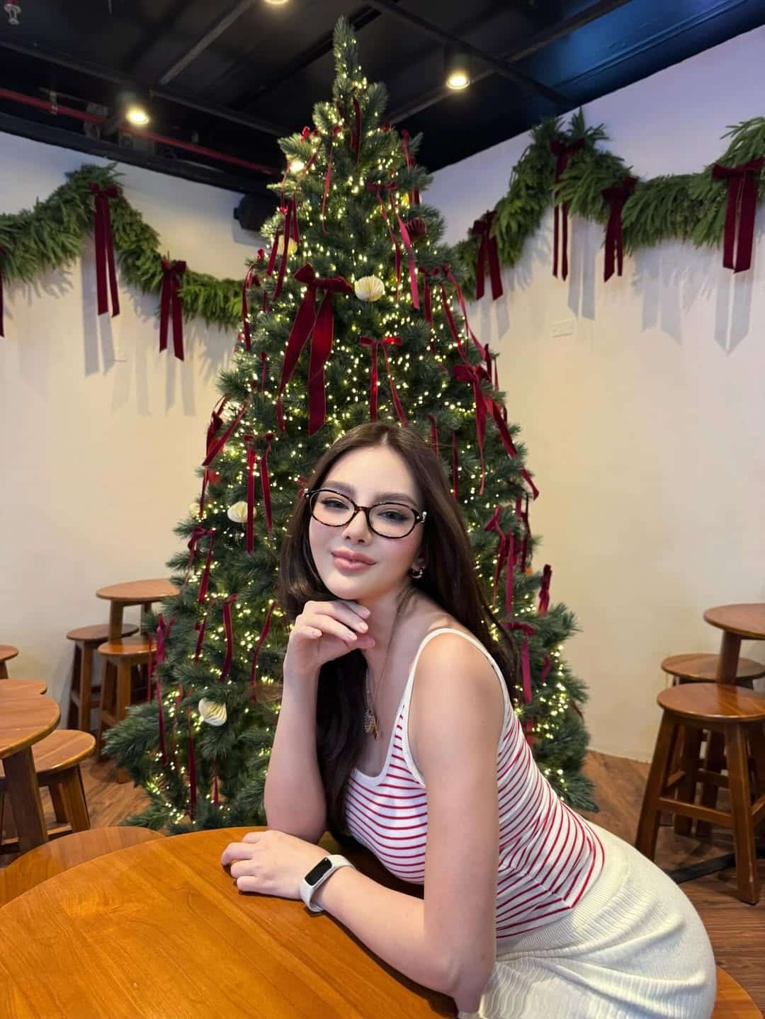 ดิว อริสรา โชว์สกิลแต่งตัวงบจำกัด ชาวเน็ตชมไม่ขาดสาย ใส่เสื้อผ้าหลักร้อยยังดูแพง-4