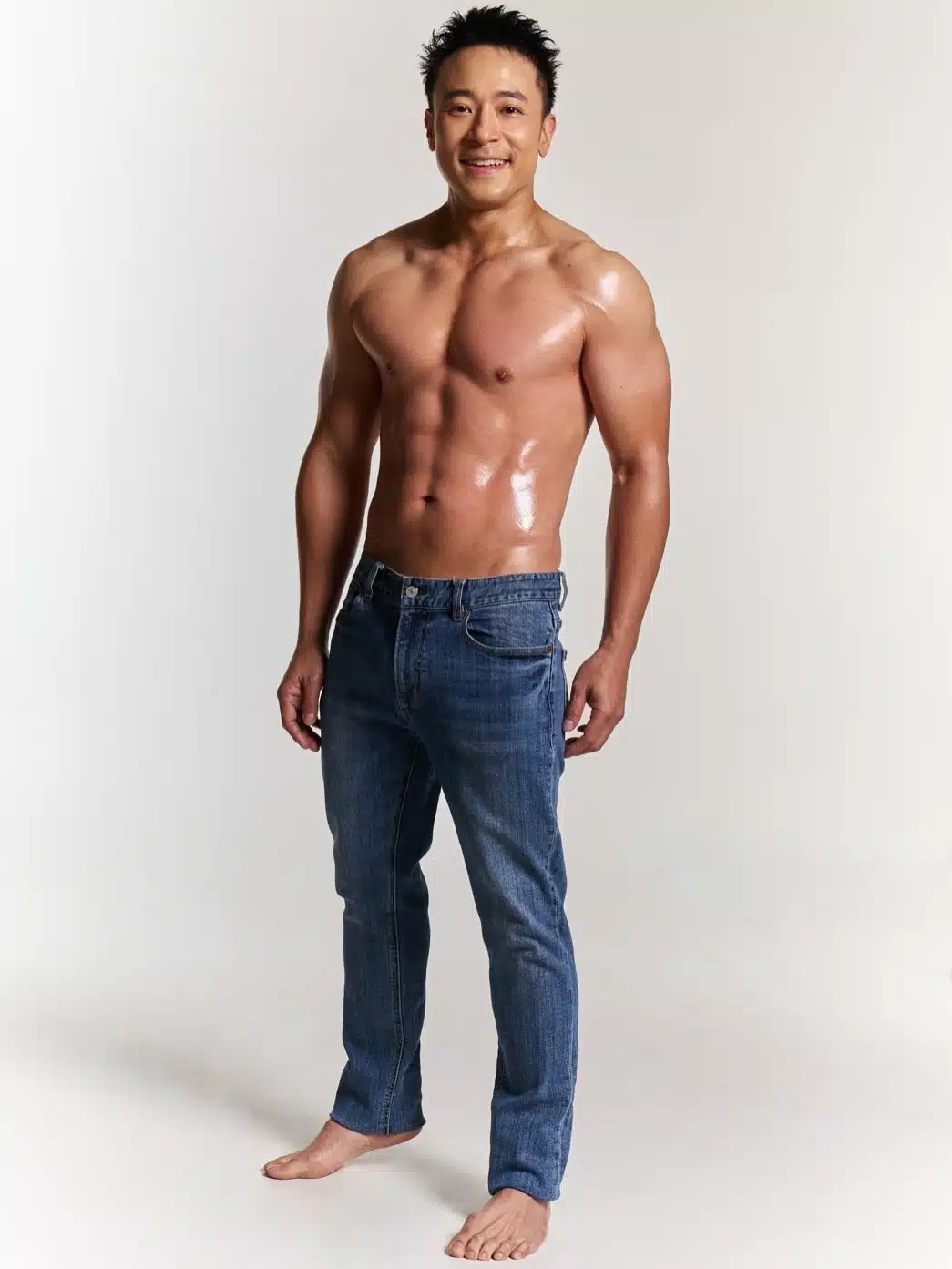 โอ้แม่เจ้า! มิค บรมวุฒิ อวดหุ่นแซ่บ เบนซ์ พรชิตา อดใจไม่ไหว โผล่คอมเมนต์ทันที-3