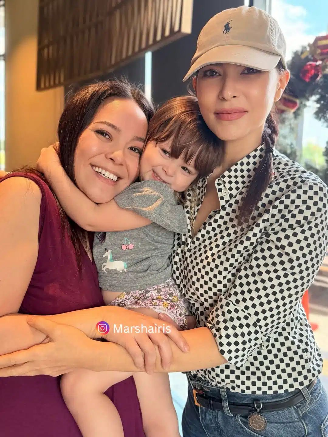 มาช่า เปิดภาพน้องสาวและหลาน