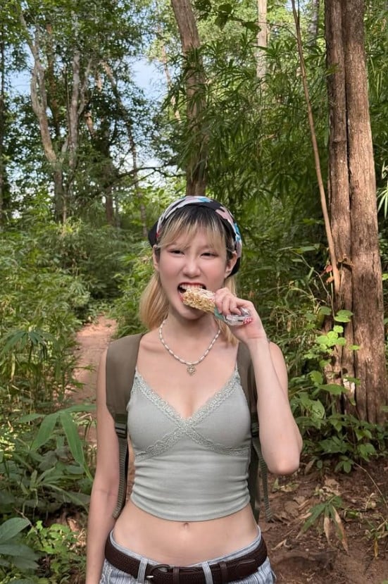 โนว์เบลล์มัทฉะลาเต้ อินฟลูเอนเซอร์สาวที่มีรอยยิ้มละลายใจ