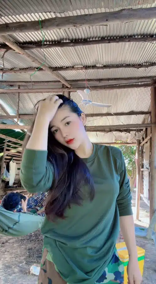 ทหารหญิงโตน สุพัดรี แสดงความมั่นใจในคลิปที่แชร์บนโซเชียลมีเดีย