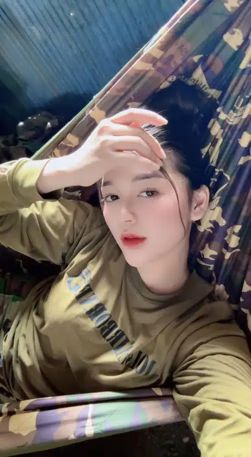 โตน สุพัดรี ยั่วทหารไทยด้วยข้อความที่มีความหมายเผ็ดร้อน