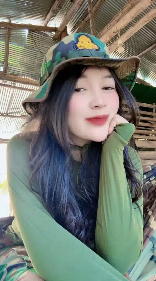 คลิปที่โตน สุพัดรี โพสต์ทำให้เกิดการถกเถียงในสังคมไทย