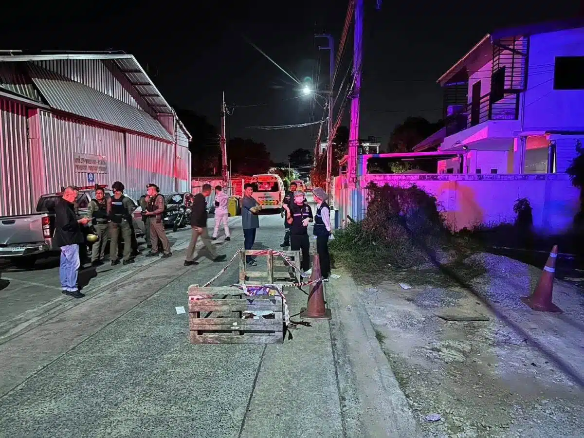 ไรเดอร์ยิงแฟนสาว หอพักย่านบางนา