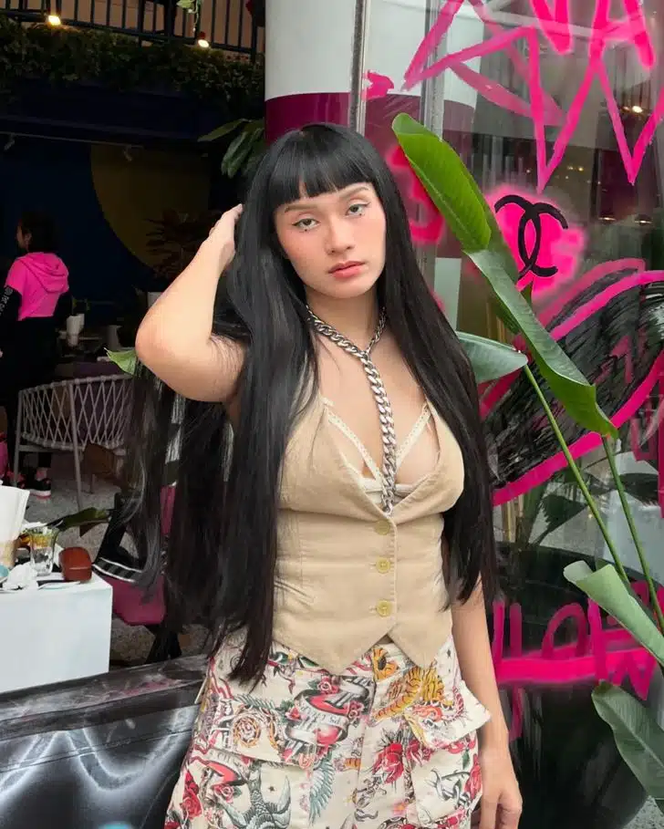 วี Badbitchbkk แร็ปเปอร์สาวประกาศลงสมัคร สส. เขต 23 พรรคประชาธิปัตย์