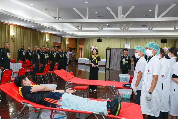 เจ้าคุณพระสินีนาถ พิลาสกัลยาณี บริจาคโลหิต ถวายเป็นพระราชกุศล