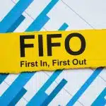 FIFO คือ ระบบที่ช่วยให้การหมุนเวียนสินค้าเป็นไปอย่างถูกต้อง